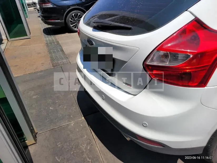 Photo 2 of 12: 2014 Ford Focus 2.0 TDCI — Korean insurance auction