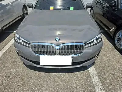 Photo 1 of 10: 2021 BMW 520i — Korean insurance auction