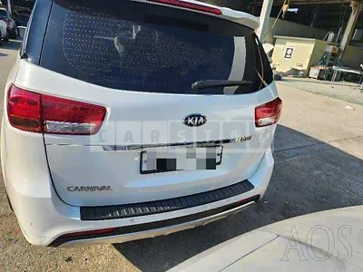 Photo 1 of 18: 2018 Kia Carnival, VIN KNAMB81ABJS359835 — Korean insurance auction