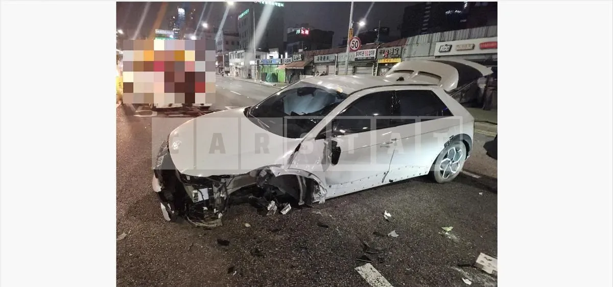 Photo 2 of 23: 2022 Hyundai IONIQ 5 Electric Vehicle Standard — Korean insurance auction