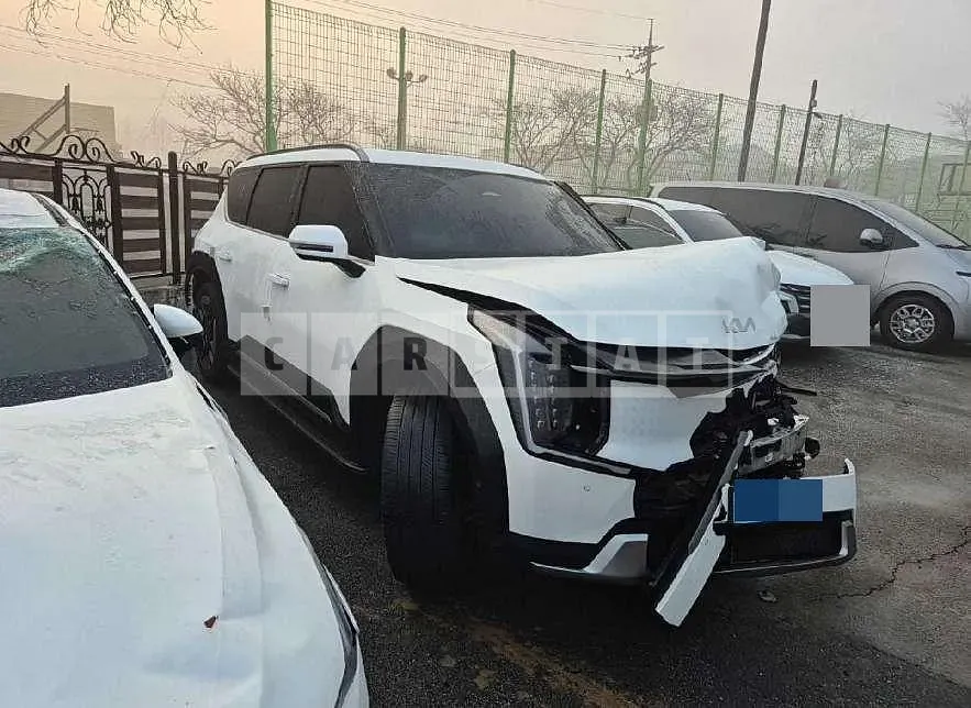 Photo 2 of 44: 2023 Kia EV9 4WD Electric Car — Korean insurance auction