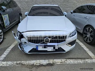 Photo 1 of 18: 2024 Volvo S60B5 — Korean insurance auction