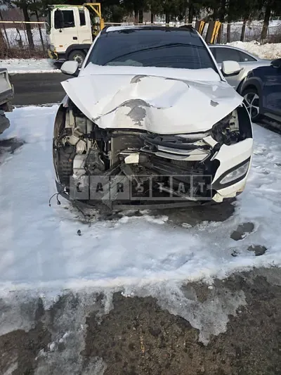 Photo 1 of 7: 2014 Hyundai Santa Fe DM 2.0 (4WD) — Korean insurance auction