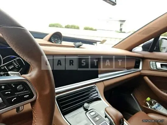 Photo 2 of 50: 2020 Porsche Panamera 4 — Korean insurance auction