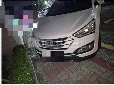 Photo 1 of 14: 2015 Hyundai Santa Fe DM — Korean insurance auction