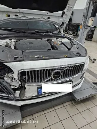 Photo 1 of 12: 2022 Volvo S90 T8 AWD — Korean insurance auction