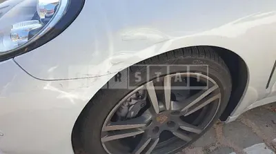 Photo 1 of 2: 2016 Porsche (parts) Panamera 4 Wheel — Korean insurance auction