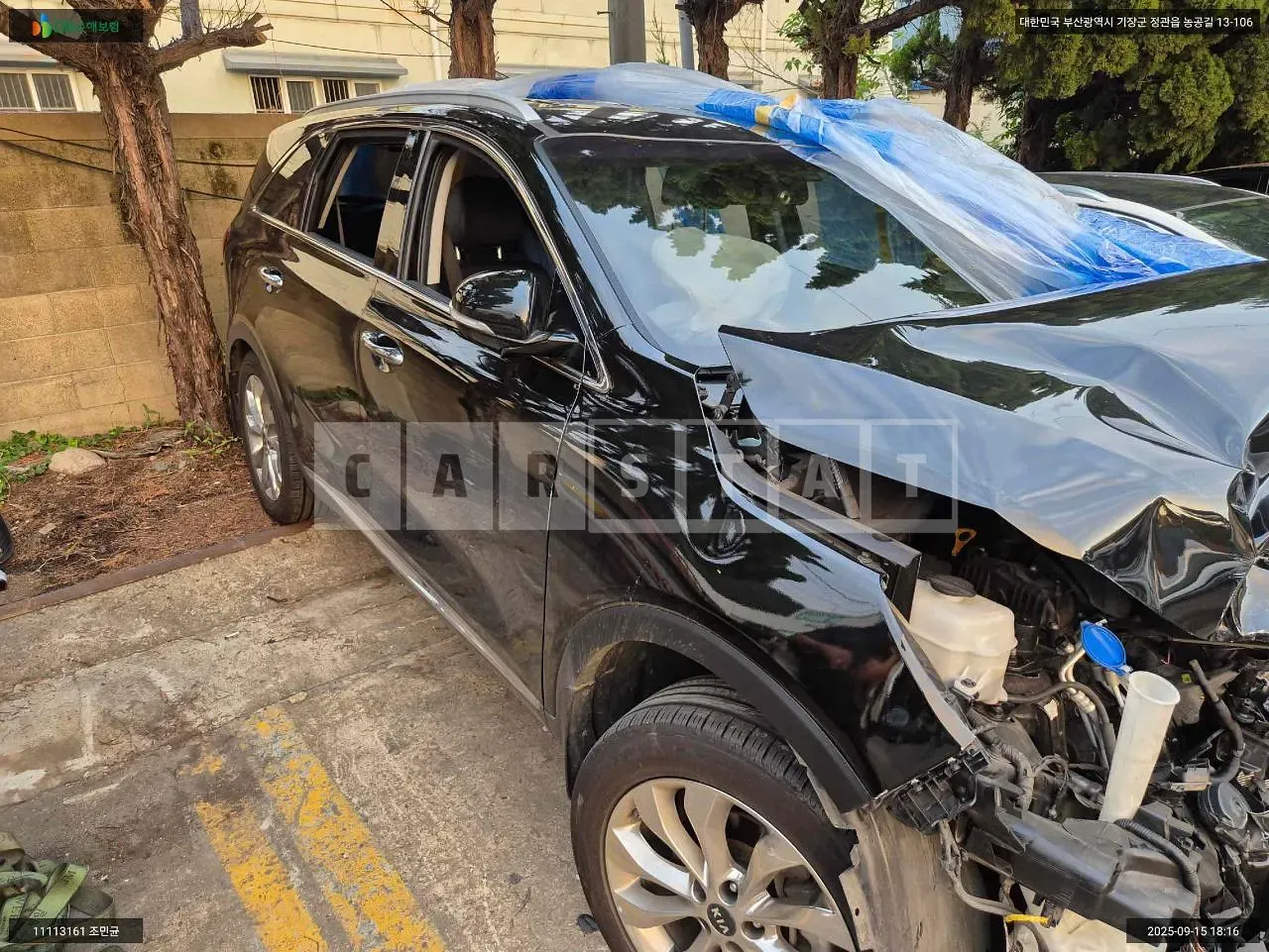 Photo 2 of 18: 2017 Kia Sorento, VIN KNAPG81ABJA384043 — Korean insurance auction