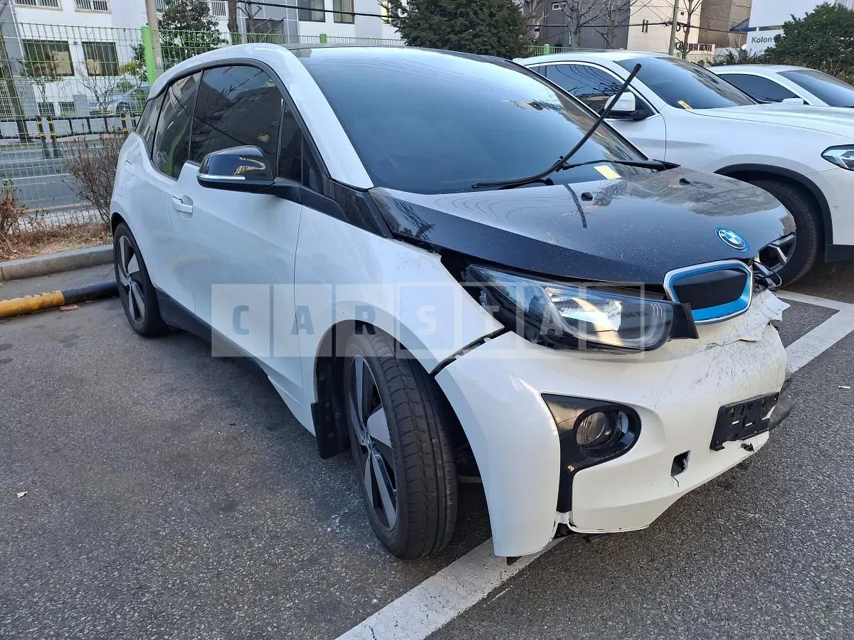 Photo 2 of 7: 2015 BMW i3 Electric Car — Korean insurance auction