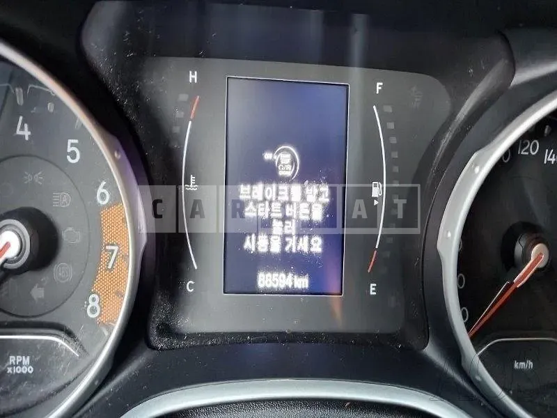 Photo 2 of 12: 2018 Jeep Zip Compass 2.4, VIN 3C4NJDBB6JT396559 — Korean insurance auction