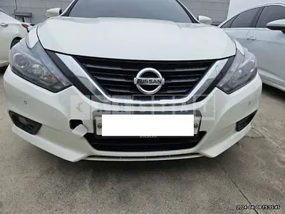 Photo 1 of 19: 2018 Nissan Altima 2.5 — Korean insurance auction
