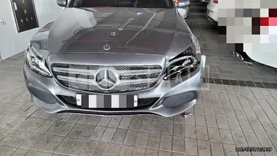 Photo 1 of 27: 2018 Mercedes-Benz C220 d 4Matic, VIN WDDWF0FB9JR365295 — Korean insurance auction