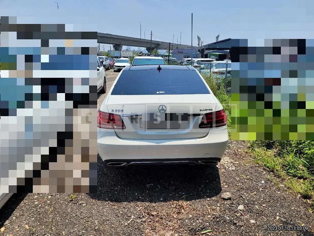 Photo 2 of 35: 2015 Mercedes-Benz E250 BlueTec 4Matic, VIN WDDHF9HBXGB272524 — Korean insurance auction