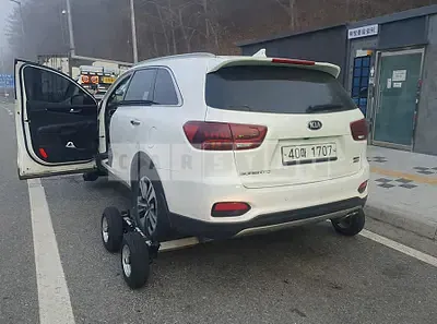 Photo 1 of 7: 2018 Kia Sorento, VIN KNAPS81ADJA469031 — Korean insurance auction