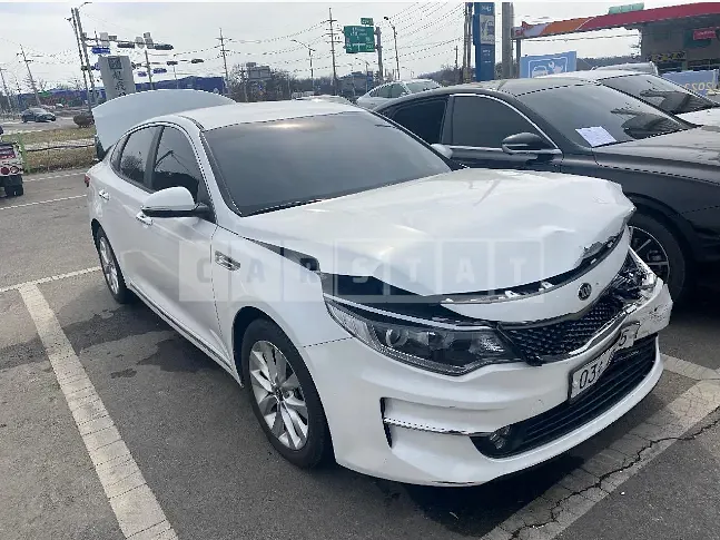 Photo 2 of 7: 2016 Kia K5, VIN KNAGU411BGA004075 — Korean insurance auction