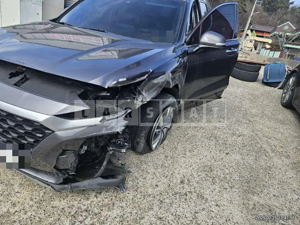 Photo 2 of 17: 2018 Hyundai Santa Fe TM — Korean insurance auction