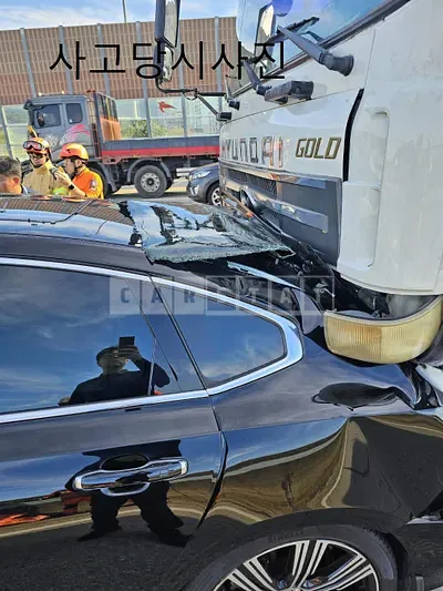 Photo 1 of 19: 2022 Volvo S90 T8 AWD, VIN LVYPTBR0DNP253198 — Korean insurance auction