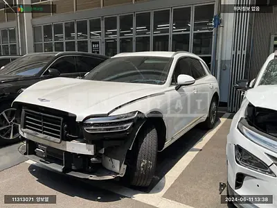 Photo 1 of 27: 2023 Genesis GV70, VIN KMTMA81BDPU110688 — Korean insurance auction