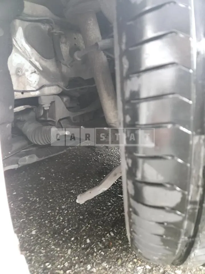 Photo 2 of 22: 2014 Maserati Quattroporte GTS — Korean insurance auction