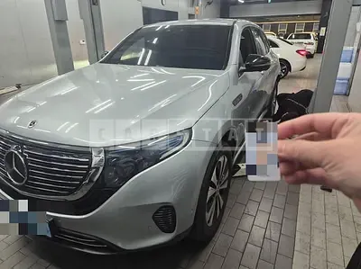 Photo 1 of 12: 2021 Mercedes-Benz EQC400 4Matic — Korean insurance auction