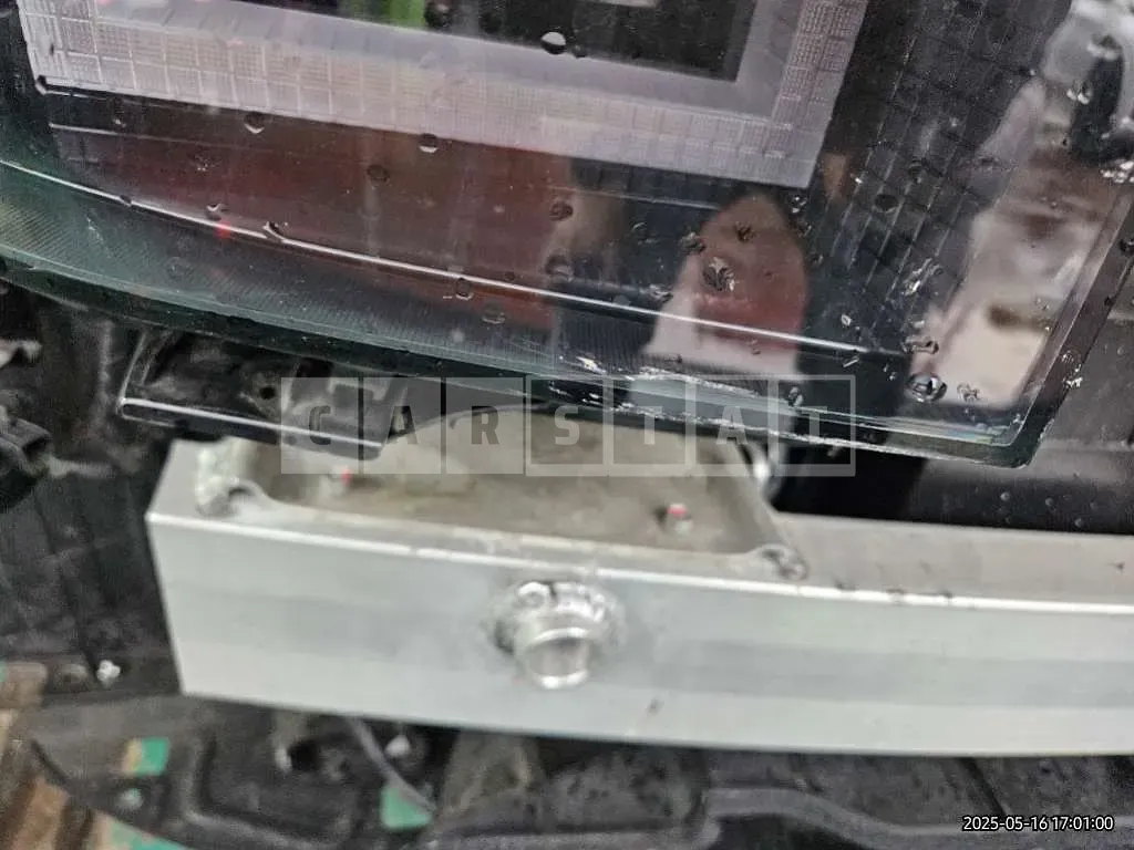 Photo 2 of 3: 2021 Hyundai (parts) IONIQ 5 Headlamp — Korean insurance auction