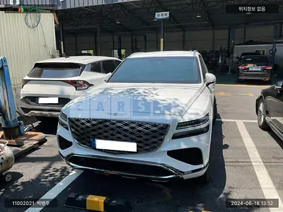 Photo 1 of 15: 2024 Genesis GV80, VIN KMTHA81BBRU202605 — Korean insurance auction