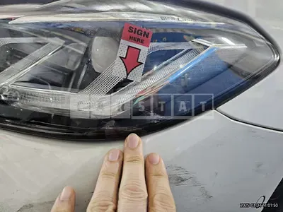 Photo 1 of 3: 2022 BMW (parts) 530i xDrive Headlamp — Korean insurance auction