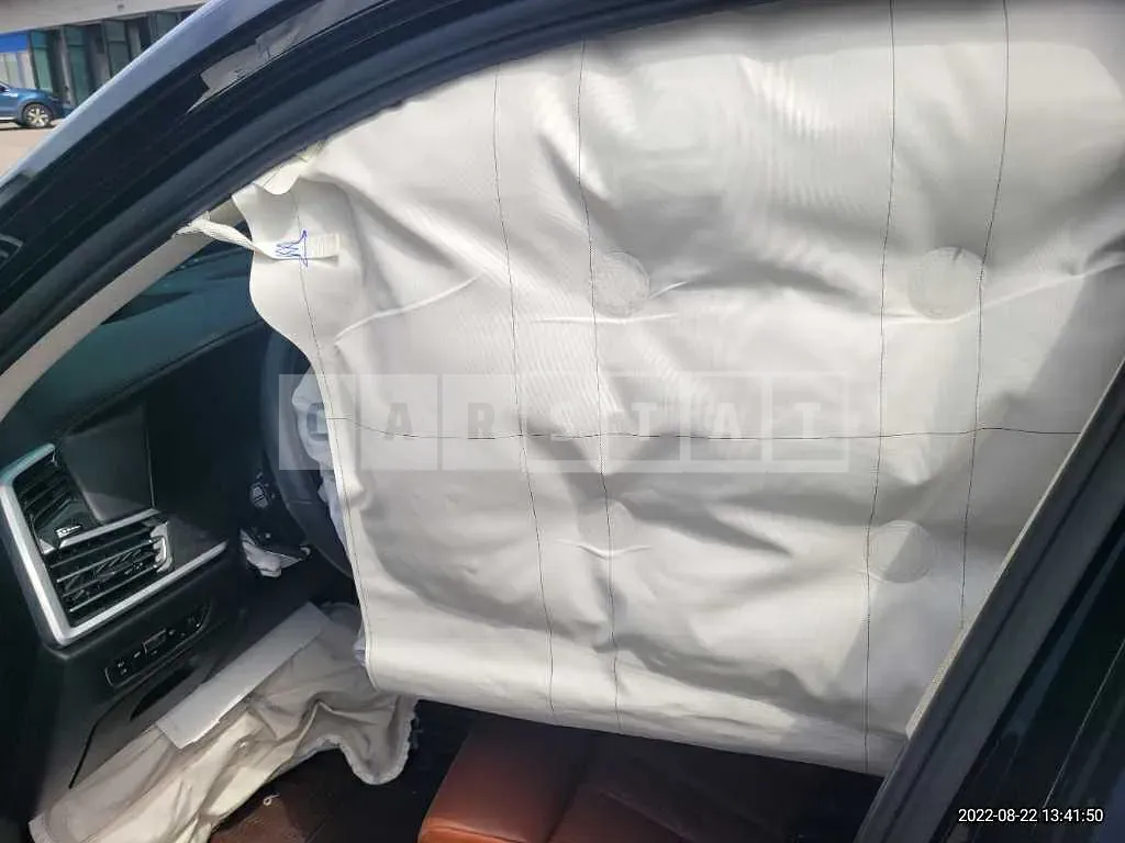 Photo 2 of 19: 2021 BMW X7 xDrive 40i, VIN WBACW2107M9F64431 — Korean insurance auction