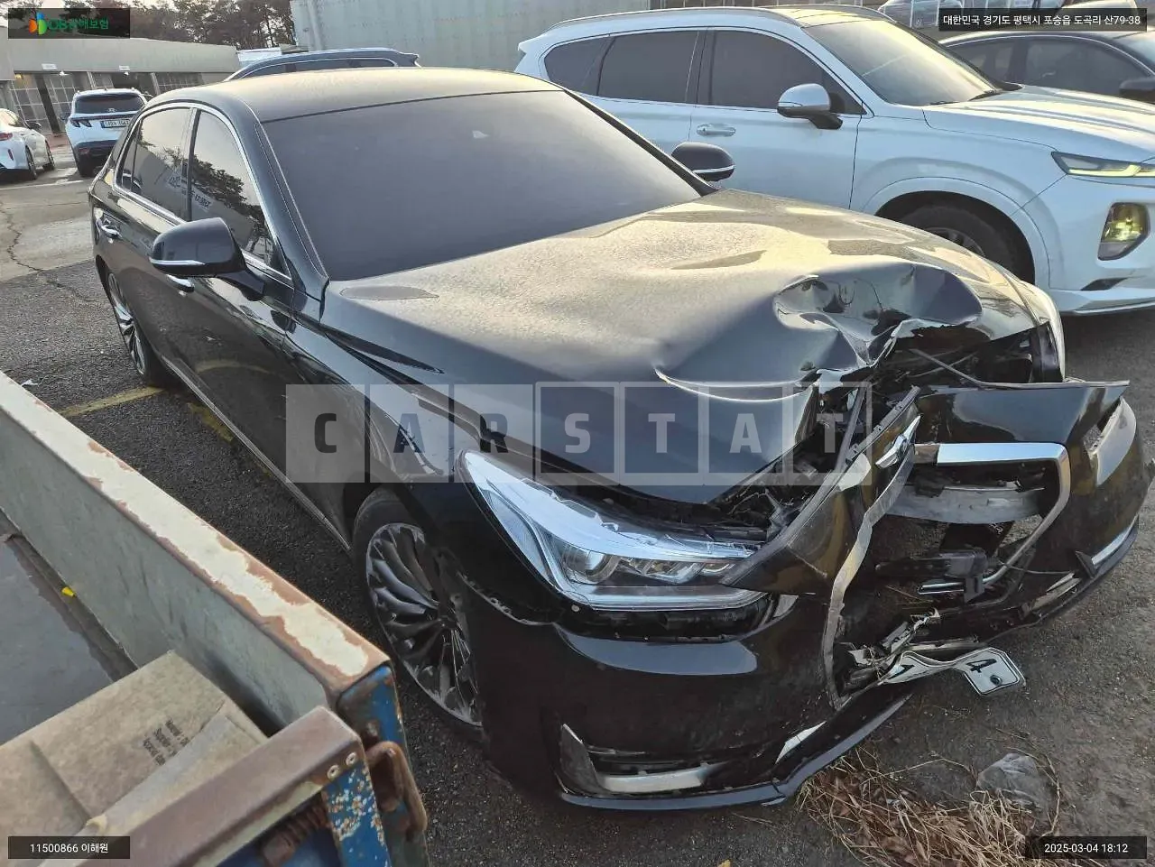 Photo 2 of 23: 2016 Hyundai Genesis EQ900, VIN KMHG341ADGU000881 — Korean insurance auction