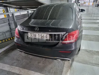 Photo 1 of 41: 2017 Mercedes-Benz E 300, VIN WDDZF4JB5HA224731 — Korean insurance auction