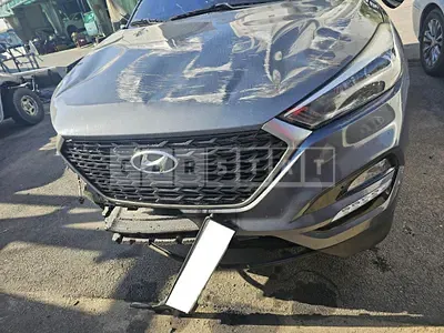 Photo 1 of 10: 2017 Hyundai Tucson, VIN KMHJ3815GJU554640 — Korean insurance auction