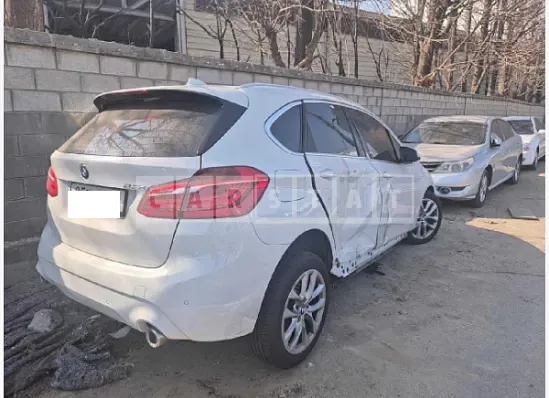Photo 2 of 13: 2019 BMW Active Tourer Joy — Korean insurance auction
