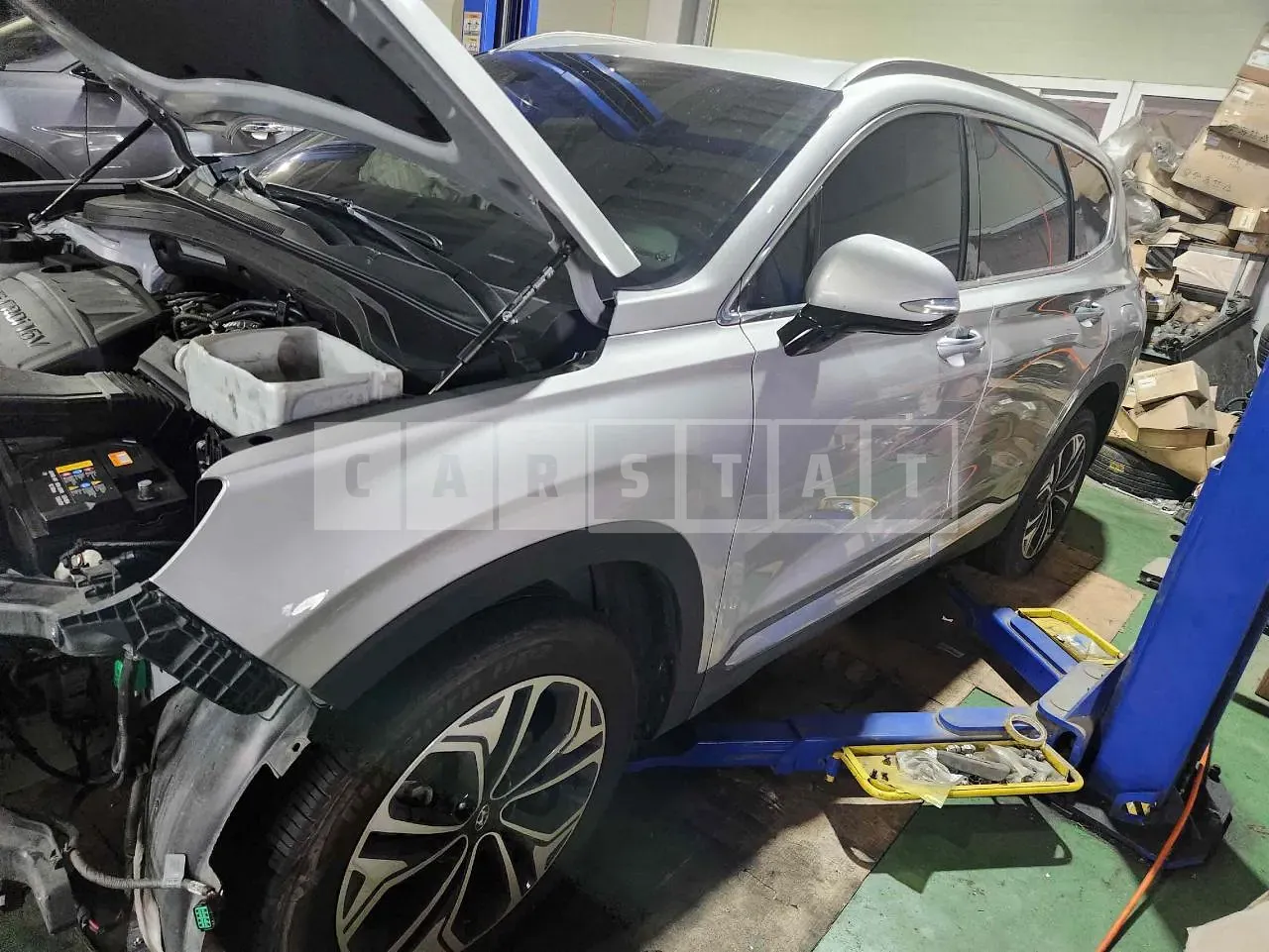 Photo 2 of 10: 2019 Hyundai Santa Fe, VIN KMHS381BBLU210734 — Korean insurance auction