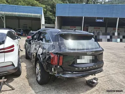 Photo 1 of 24: 2020 Kia Sorento — Korean insurance auction