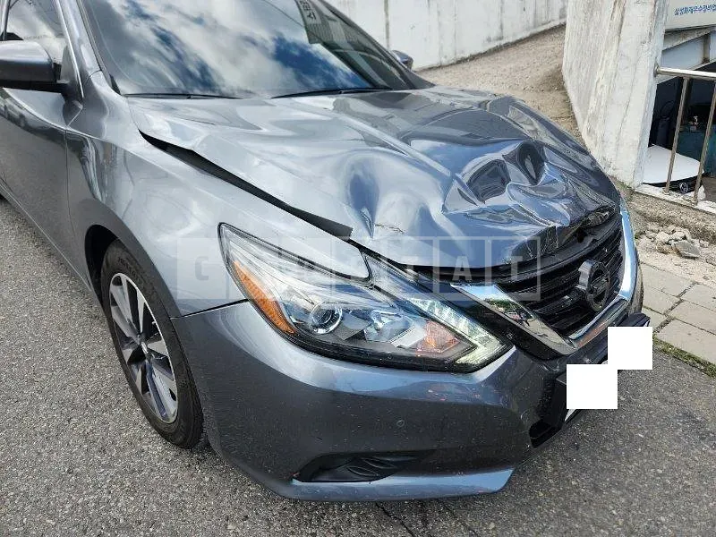Photo 2 of 14: 2017 Nissan Altima 2.5, VIN 1N4AL3AP6HC100046 — Korean insurance auction