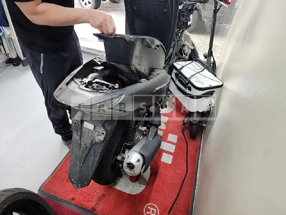 Photo 2 of 27: 2022 Honda (Two-Wheel) Pcx — Korean insurance auction