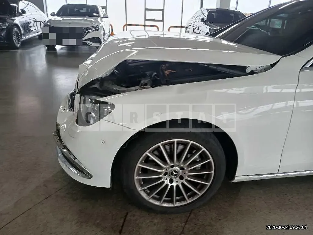 Photo 2 of 17: 2022 Mercedes-Benz E250 — Korean insurance auction