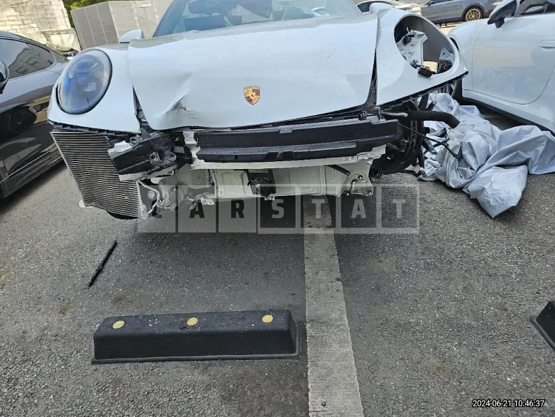 Photo 2 of 72: 2021 Porsche 911 Carrera 4S Cabriolet — Korean insurance auction
