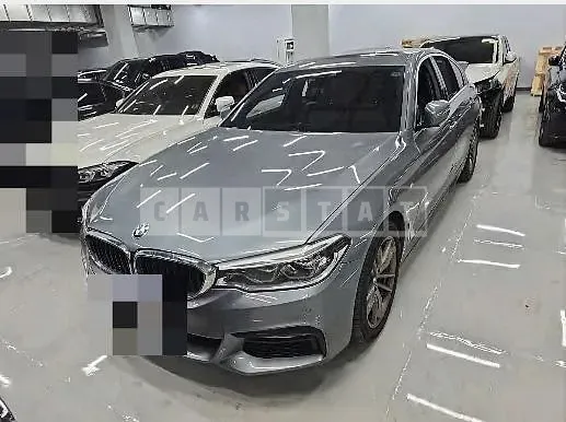 Photo 2 of 6: 2018 BMW 520d xDrive — Korean insurance auction