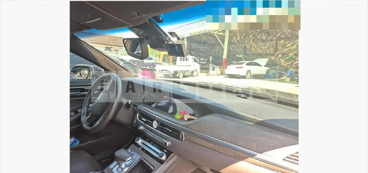 Photo 2 of 24: 2019 Genesis G90 3.8 — Korean insurance auction
