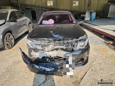 Photo 1 of 13: 2015 Kia K5 1. — Korean insurance auction