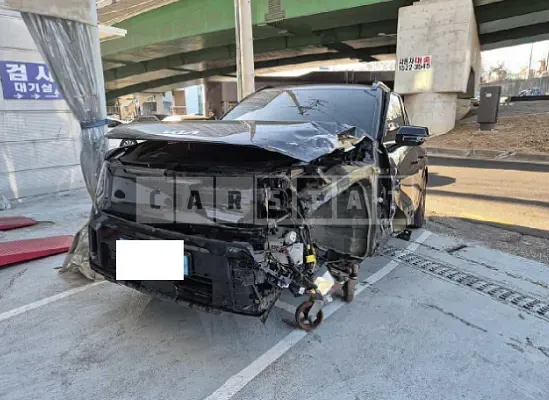 Photo 2 of 10: 2024 Kia EV9 — Korean insurance auction