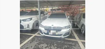 Photo 1 of 22: 2022 BMW 530e — Korean insurance auction