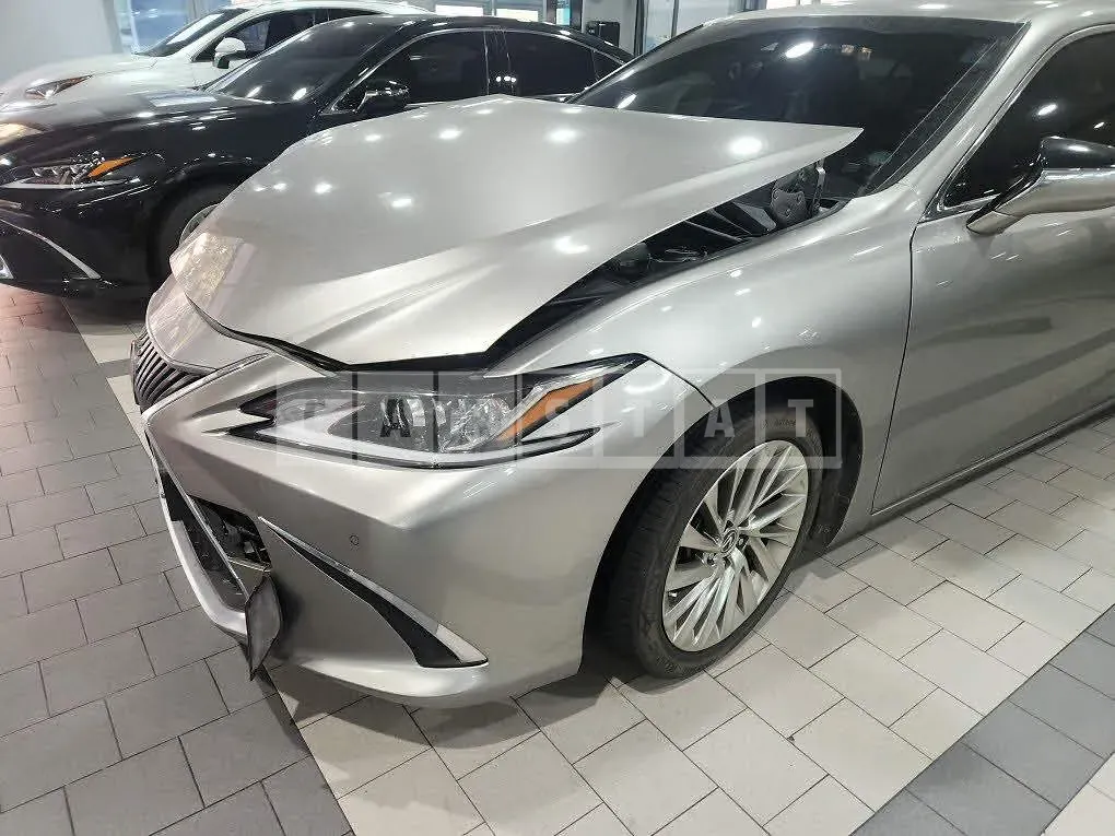 Photo 2 of 20: 2019 Lexus ES300h, VIN JTHB21B16K2049336 — Korean insurance auction