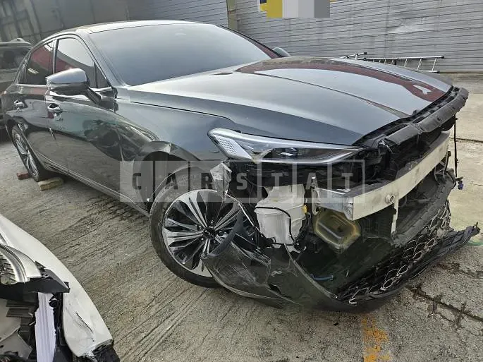 Photo 2 of 24: 2024 Kia K8 Hybrid — Korean insurance auction