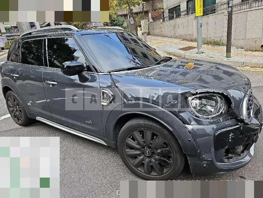 Photo 2 of 27: 2020 MINI Cooper S Countryman All 4 (18) — Korean insurance auction