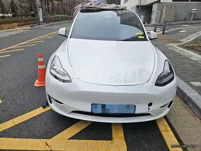Photo 1 of 14: 2021 Tesla Model Y Long Range — Korean insurance auction