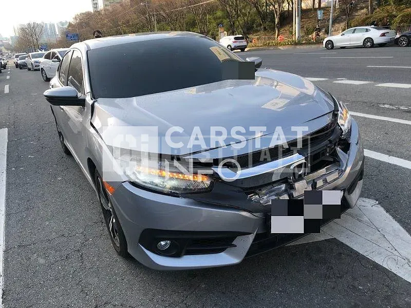 Photo 2 of 10: 2017 Honda Civic 4d, VIN 19XFC2670HE300222 — Korean insurance auction