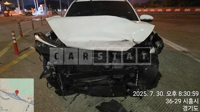 Photo 2 of 7: 2016 Hyundai Tucson, VIN KMHJ3815GHU297335 — Korean insurance auction