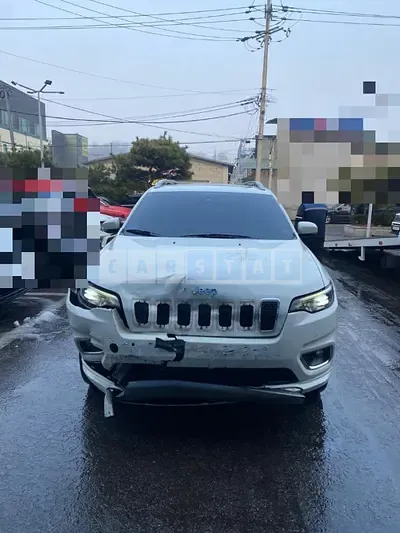 Photo 1 of 13: 2019 Jeep Zip Cherokee 2.2 — Korean insurance auction